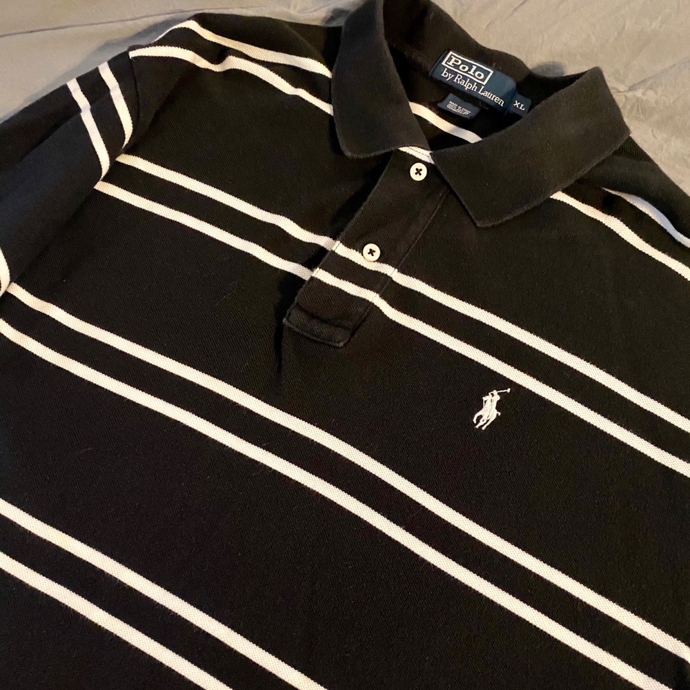 EUC Men’s black & white stripped polo
